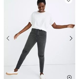 “Curvy” high rise denim in Black Sea